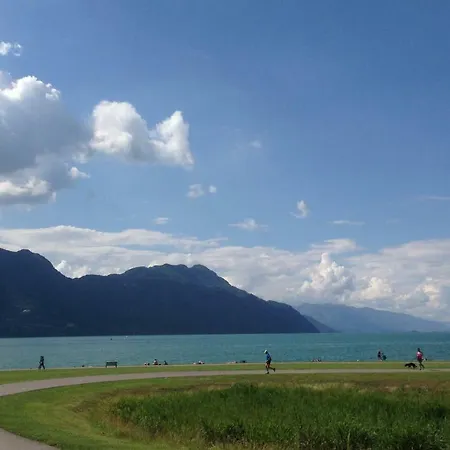La Batisse Des Lacs